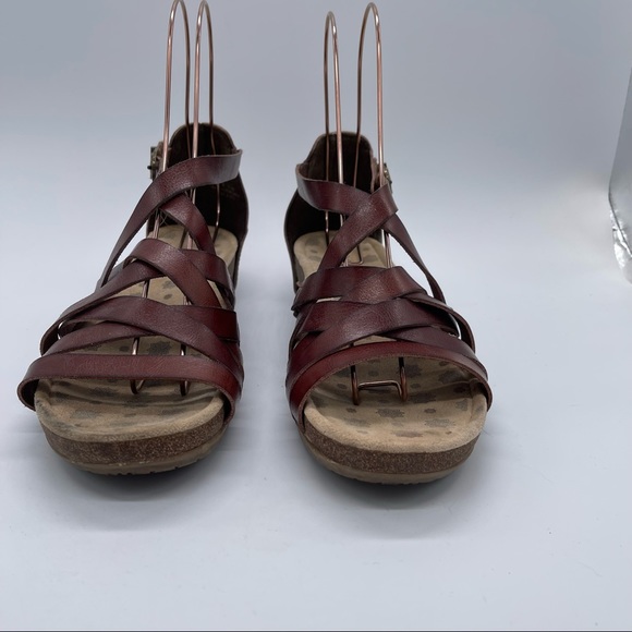 Axxiom, Strappy Wedge Sandals. Size 11M. In excellent condition! - Picture 3 of 10